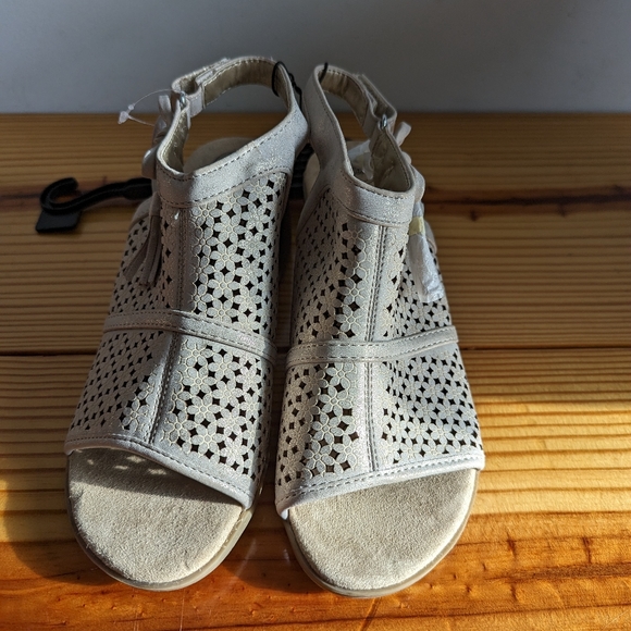 Wonder Nation Childrens Boot Size 3 - Picture 2 of 4